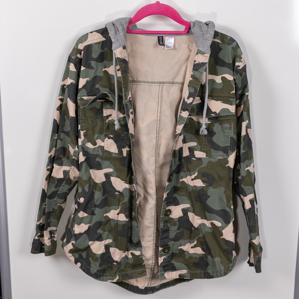 H&M Camouflage Hooded Button Front Utility Jacket